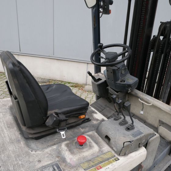 Nissan QX25 (Q02L25CU) - Electric forklift: picture 5 Nissan QX25 (Q02L25CU) - Electric forklift: picture 5