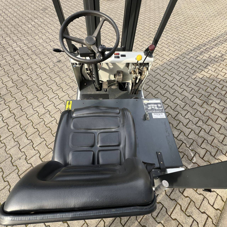 OM Pimespo E10N - Electric forklift: picture 5 OM Pimespo E10N - Electric forklift: picture 5