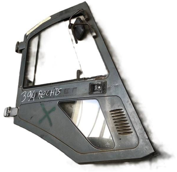 Right Door for Linde 394 - Door and parts for Material handling equipment: picture 1 Right Door for Linde 394 - Door and parts for Material handling equipment: picture 1
