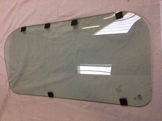 Roof pan for Linde Series 352 - Window and parts for Material handling equipment: picture 1 Roof pan for Linde Series 352 - Window and parts for Material handling equipment: picture 1