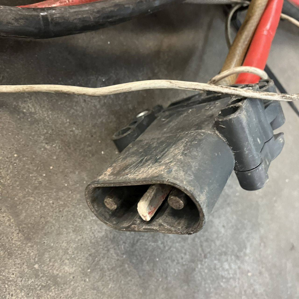 Hoppecke D400 G24/125B-F14H0-JF Trak Air - Spare parts for Material handling equipment: picture 4 Hoppecke D400 G24/125B-F14H0-JF Trak Air - Spare parts for Material handling equipment: picture 4