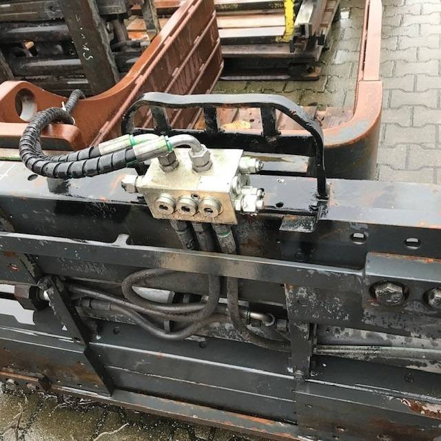 Stabau Bale Clamp - Clamp: picture 2 Stabau Bale Clamp - Clamp: picture 2