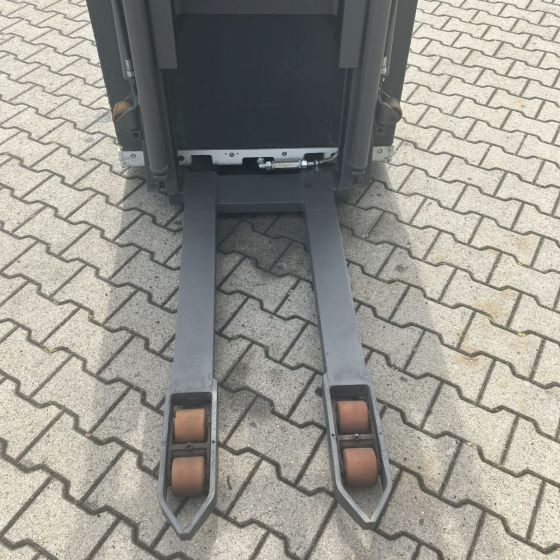 Unicarriers A/160SDTFVSJN630 - Stacker: picture 5 Unicarriers A/160SDTFVSJN630 - Stacker: picture 5