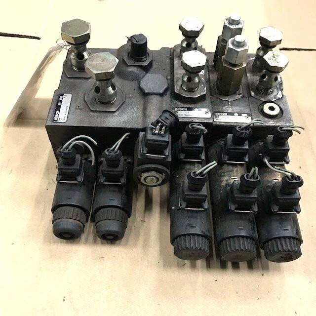 Valve Block for Still R60-30,R60-35, R60-40, R60-45, R60-50 - Hydraulic valve for Material handling equipment: picture 1 Valve Block for Still R60-30,R60-35, R60-40, R60-45, R60-50 - Hydraulic valve for Material handling equipment: picture 1