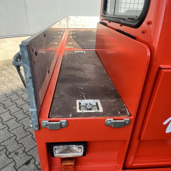 Volk DFW2 - Tow tractor: picture 5 Volk DFW2 - Tow tractor: picture 5