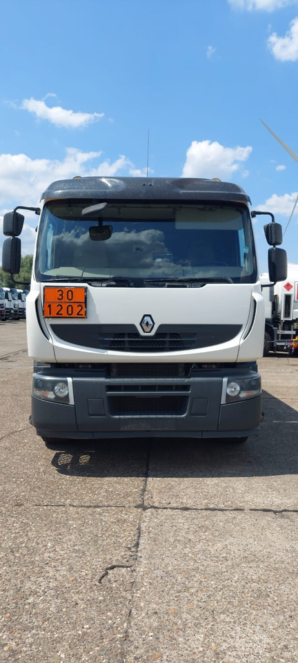 RENAULT - Tank truck: picture 3 RENAULT - Tank truck: picture 3