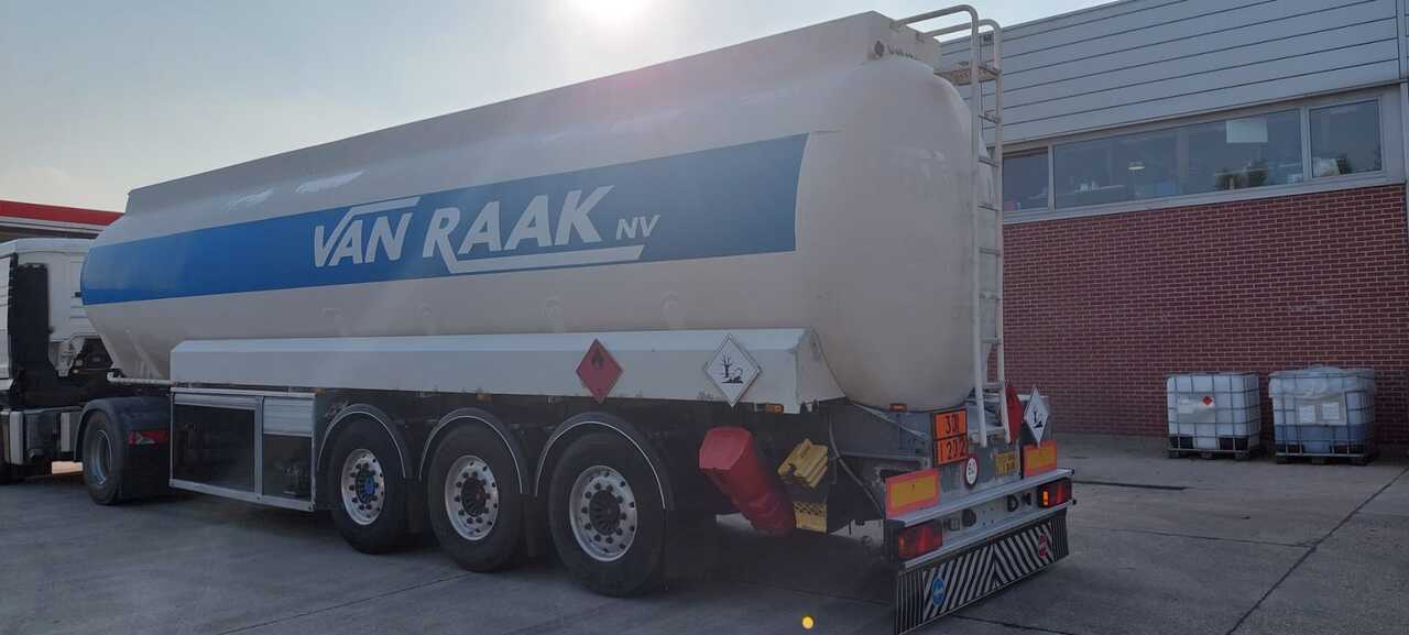 Tank semi-trailer STOKOTA: picture 7 Tank semi-trailer STOKOTA: picture 7