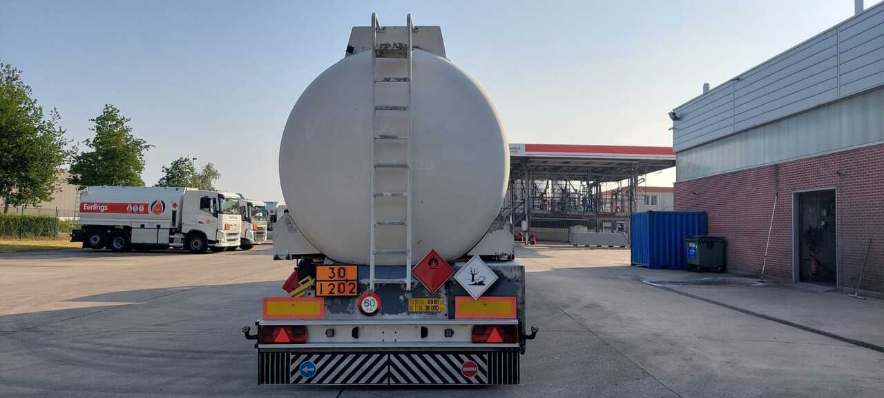 Tank semi-trailer STOKOTA: picture 6 Tank semi-trailer STOKOTA: picture 6