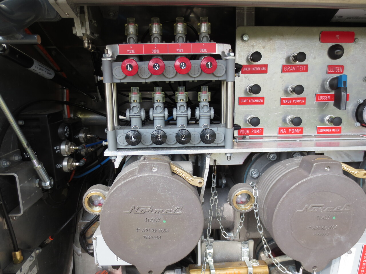 VOLVO FM - Tank truck: picture 3 VOLVO FM - Tank truck: picture 3