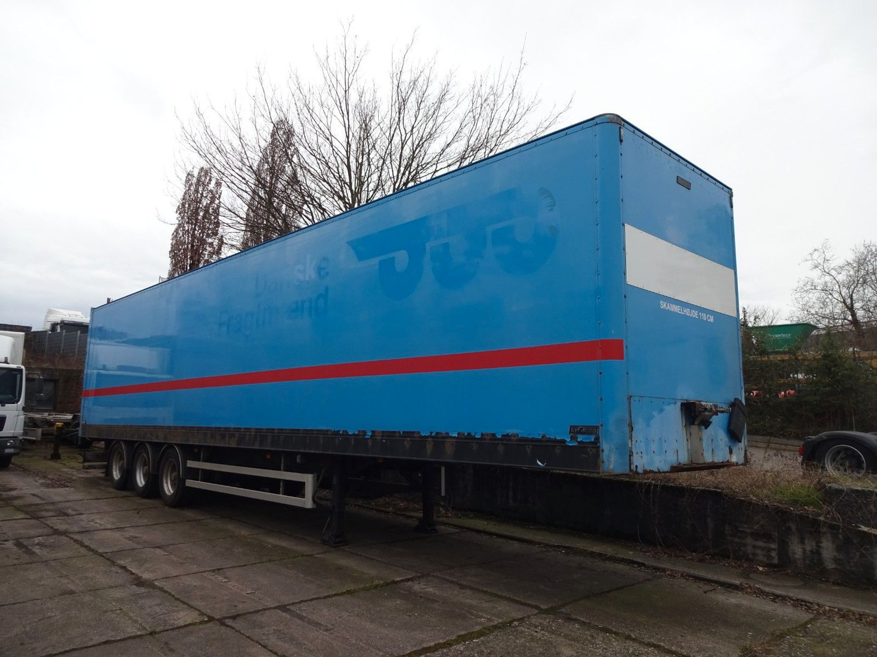 Kel-Berg 3 x Koffer, Doppelstock mit Balken - Closed box semi-trailer: picture 4 Kel-Berg 3 x Koffer, Doppelstock mit Balken - Closed box semi-trailer: picture 4