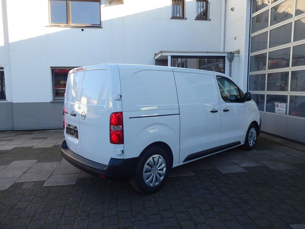 Opel Vivaro Kasten L1H1, Klima, PDC, 50 pcs. - Small van: picture 5 Opel Vivaro Kasten L1H1, Klima, PDC, 50 pcs. - Small van: picture 5