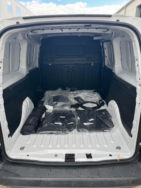 Peugeot 2 Partner Premium Elektro, L3H1, 100 kW, Kamera - Small van, Electric van: picture 5 Peugeot 2 Partner Premium Elektro, L3H1, 100 kW, Kamera - Small van, Electric van: picture 5