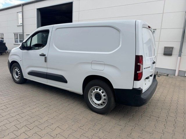 Peugeot 2 x Partner Premium Elektro L3H1, 100 kW, Neu - Passenger van, Electric van: picture 4 Peugeot 2 x Partner Premium Elektro L3H1, 100 kW, Neu - Passenger van, Electric van: picture 4
