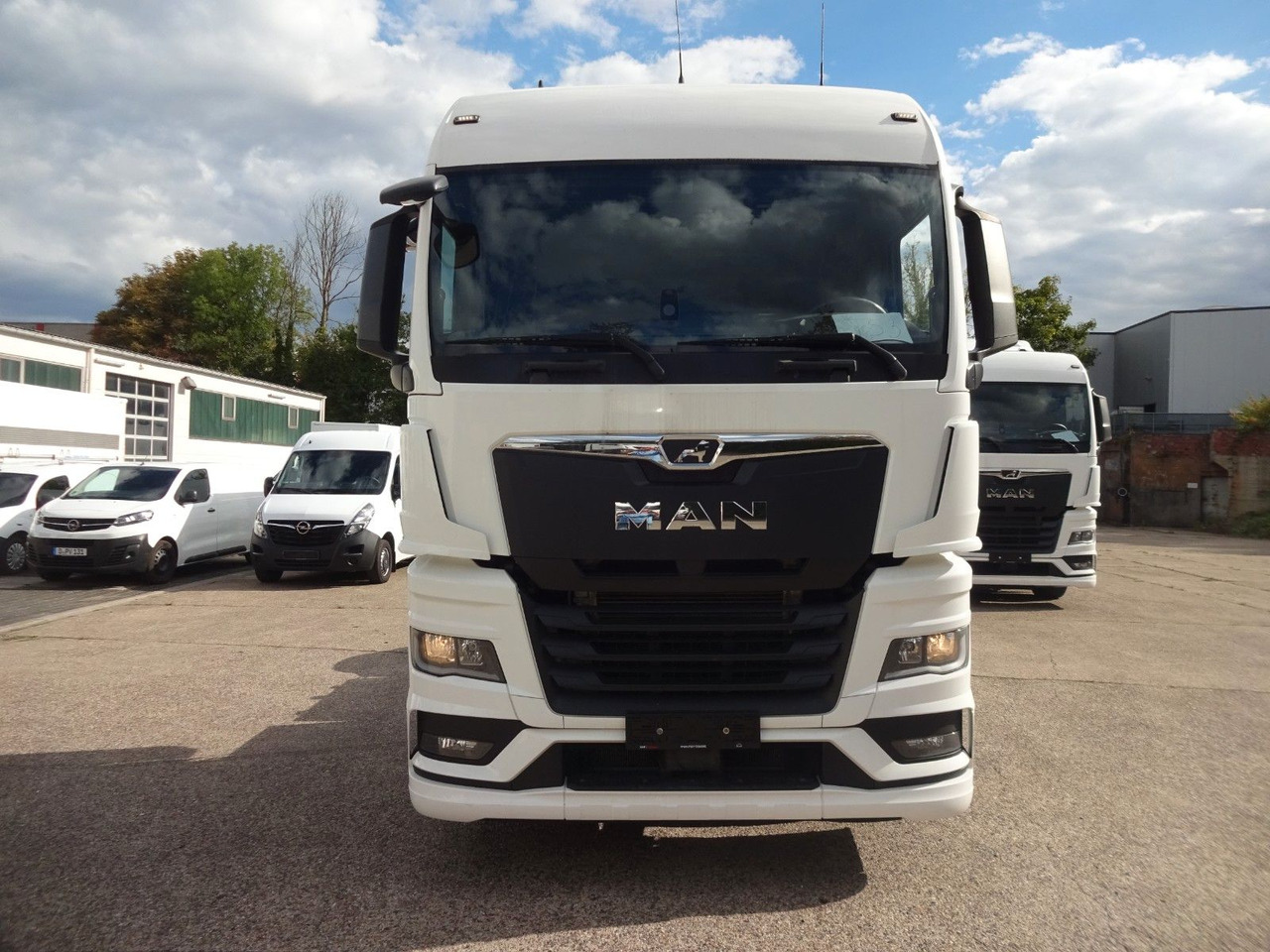 MAN TGX 18.470, XLX, LL SA, Retarder, ACC, 2 x Tank - Tractor unit: picture 3 MAN TGX 18.470, XLX, LL SA, Retarder, ACC, 2 x Tank - Tractor unit: picture 3