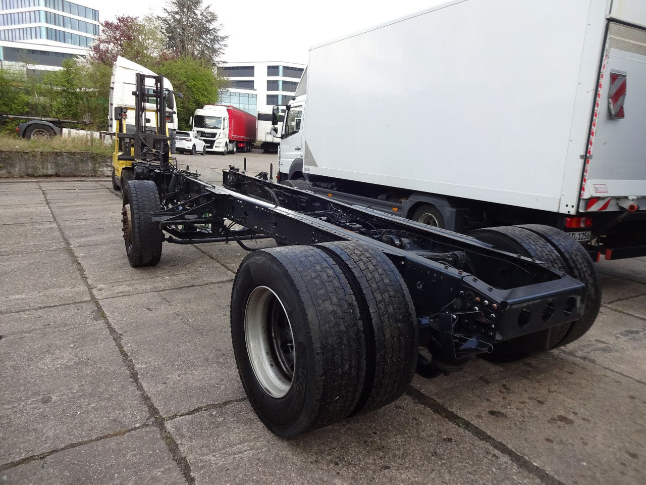 MAN TGX 18.480, Chassis mit Hinterachse, Bj-2016 - Tractor unit: picture 3 MAN TGX 18.480, Chassis mit Hinterachse, Bj-2016 - Tractor unit: picture 3