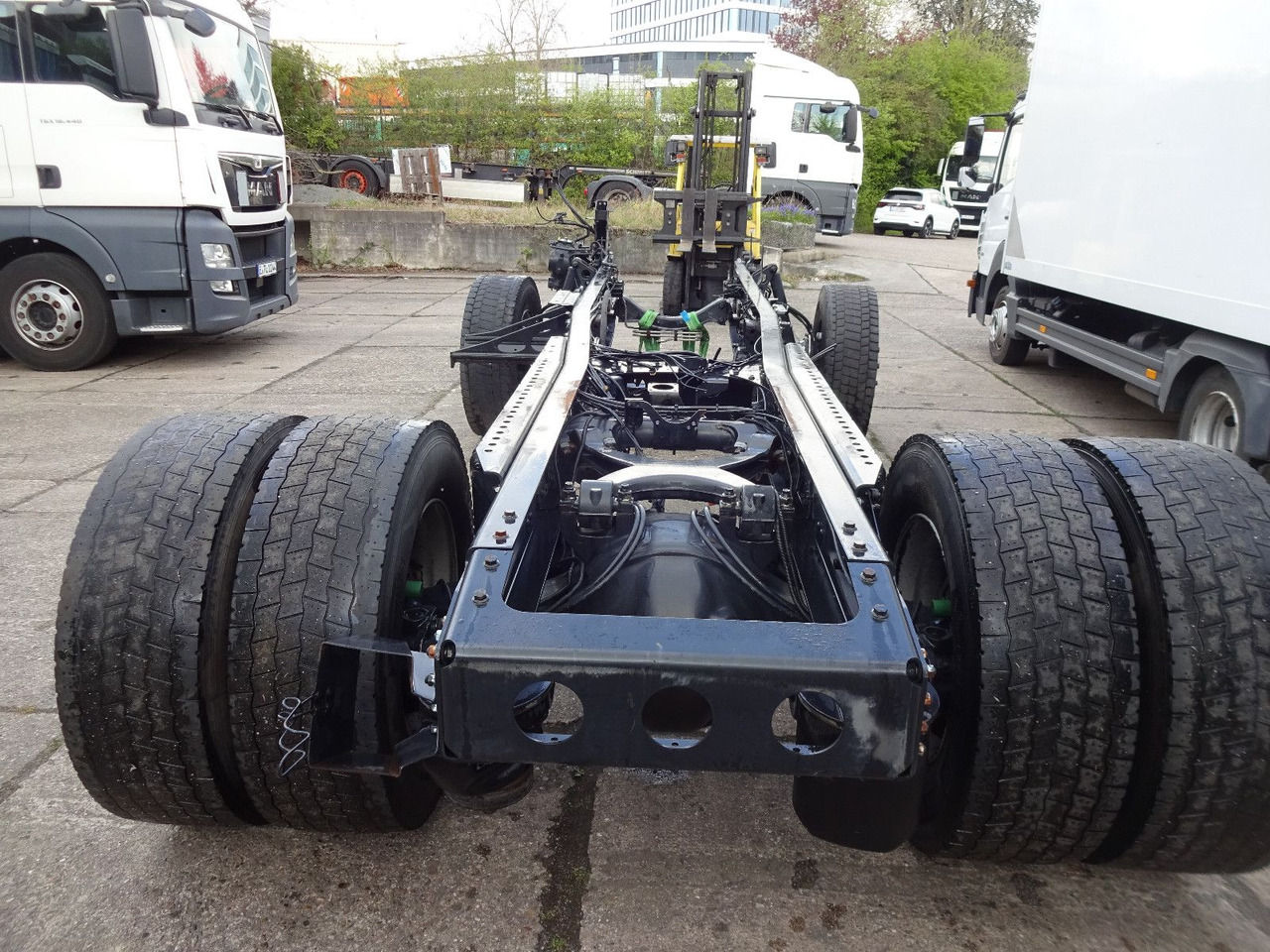 MAN TGX 18.480, Chassis mit Hinterachse, Bj-2016 - Tractor unit: picture 4 MAN TGX 18.480, Chassis mit Hinterachse, Bj-2016 - Tractor unit: picture 4