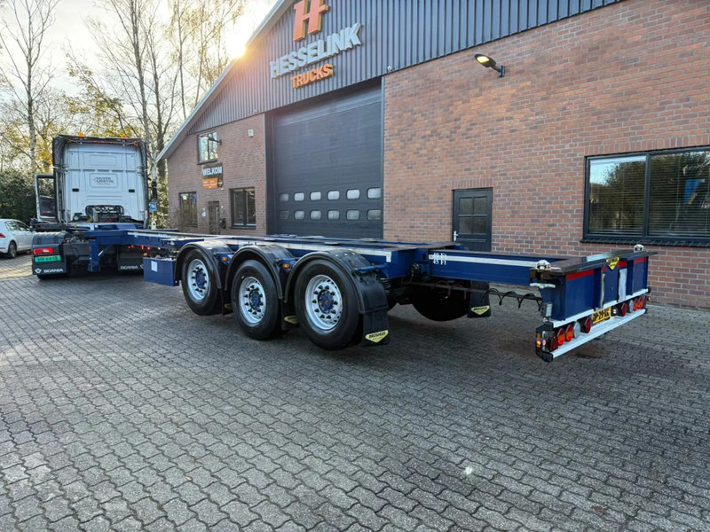 Broshuis 3UCC-39/45 2x20/30/40/45 FT Multi Liftas SAF Schijfremmen APK 08/2026 - Container transporter/ Swap body semi-trailer: picture 3 Broshuis 3UCC-39/45 2x20/30/40/45 FT Multi Liftas SAF Schijfremmen APK 08/2026 - Container transporter/ Swap body semi-trailer: picture 3