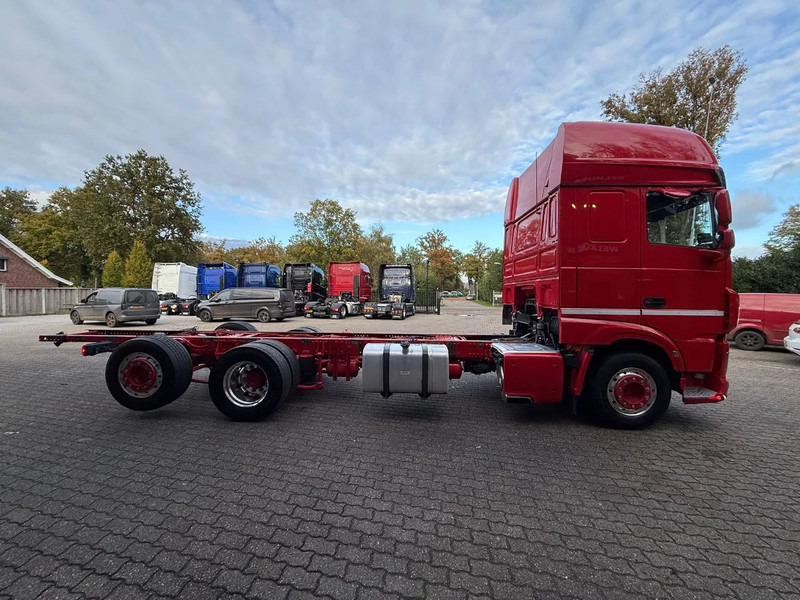 Cab chassis truck DAF XF 530 6X2 FAS Full air Alcoa Retarder Stuuras 7.6M Chassis NL Truck: picture 8