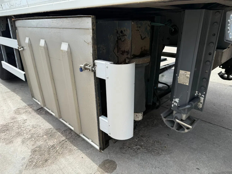 Walking floor semi-trailer Knapen Trailers K200 84m3 VSE Gedwongen stuuras Cargo floor: picture 20