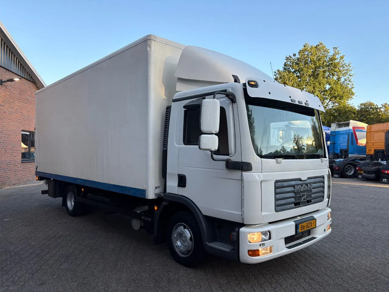 MAN TGL 8.240 Cargolift Laadklep NL Truck APK/TUV 02-2026 - Box truck: picture 2 MAN TGL 8.240 Cargolift Laadklep NL Truck APK/TUV 02-2026 - Box truck: picture 2