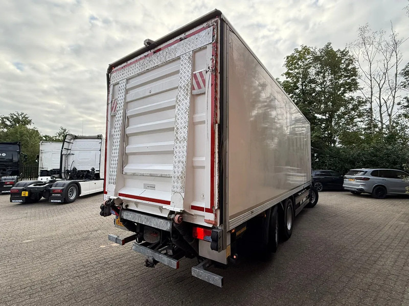 MAN TGS 26.320 EEV Koffer Stuuras AHK 3.000KG LBW 370.859 KM! NL Truck - Box truck: picture 3 MAN TGS 26.320 EEV Koffer Stuuras AHK 3.000KG LBW 370.859 KM! NL Truck - Box truck: picture 3