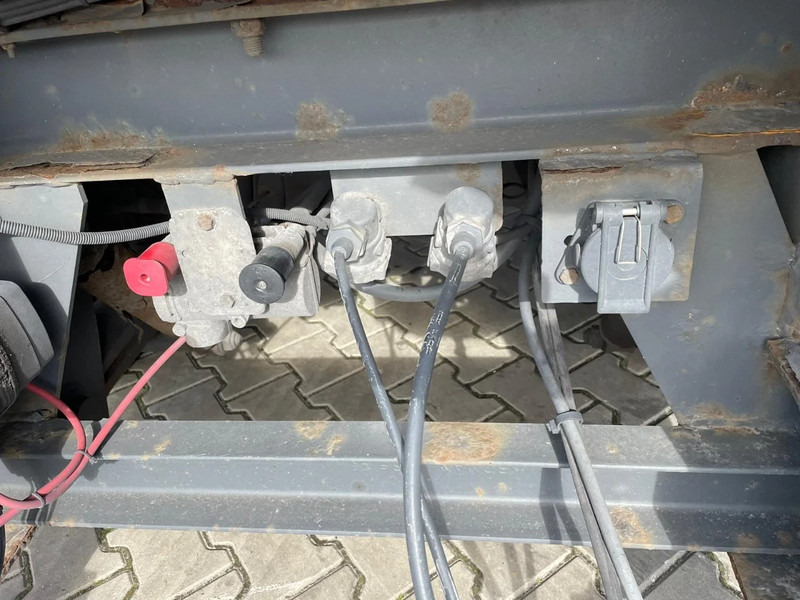 Isothermal trailer Renders 3AS Koelaanhanger Diesel+Elektrisch 10T assen: picture 13