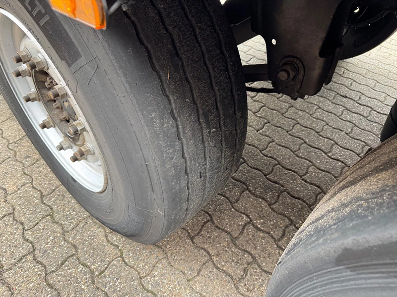 Isothermal semi-trailer Schmitz Cargobull SKO 24 5x Meatrails Rohrbahnen Fleisch Carrier Vector 1950MT: picture 19