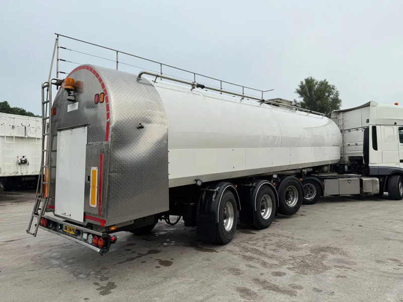 Lako 34.000L RVS/Edelstahl Melk/Milch/Food/Lebensmittel 2X Stuuras - Tank semi-trailer: picture 2 Lako 34.000L RVS/Edelstahl Melk/Milch/Food/Lebensmittel 2X Stuuras - Tank semi-trailer: picture 2