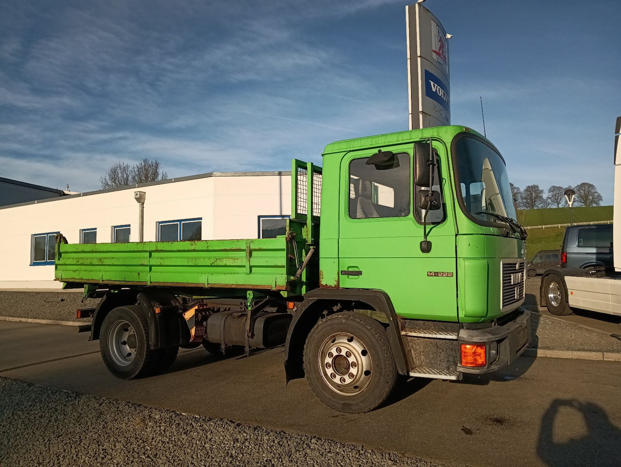 MAN 14:222 FK 3-S-Kipper 7,7tNL Blatt AHK TÜV5/25 - Tipper: picture 2 MAN 14:222 FK 3-S-Kipper 7,7tNL Blatt AHK TÜV5/25 - Tipper: picture 2