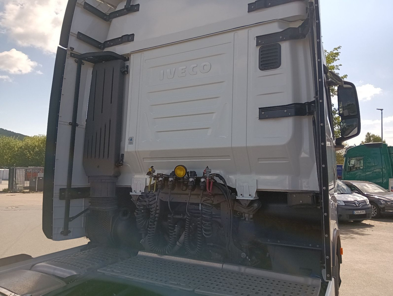 Iveco S-WAY AS440 P490 INTARDERSpoilerStandklima 2xTan - Tractor unit: picture 4 Iveco S-WAY AS440 P490 INTARDERSpoilerStandklima 2xTan - Tractor unit: picture 4