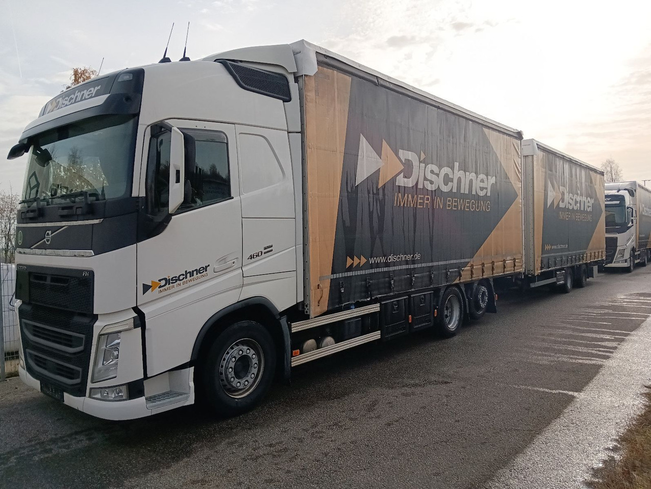 Volvo 2x JUMBO 120m3 FH460 Globe 6x2 SCHMITZ I-PARCool - Curtainsider truck: picture 2 Volvo 2x JUMBO 120m3 FH460 Globe 6x2 SCHMITZ I-PARCool - Curtainsider truck: picture 2