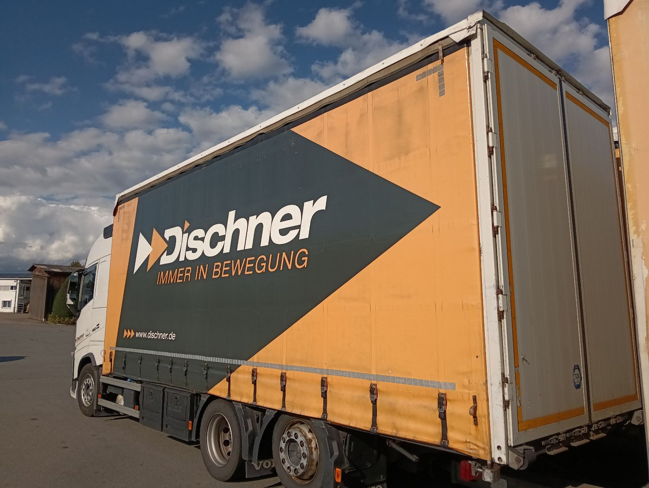 Volvo 2x JUMBO 120m3 FH460 Globe 6x2 SCHMITZ I-PARCool - Curtainsider truck: picture 5 Volvo 2x JUMBO 120m3 FH460 Globe 6x2 SCHMITZ I-PARCool - Curtainsider truck: picture 5