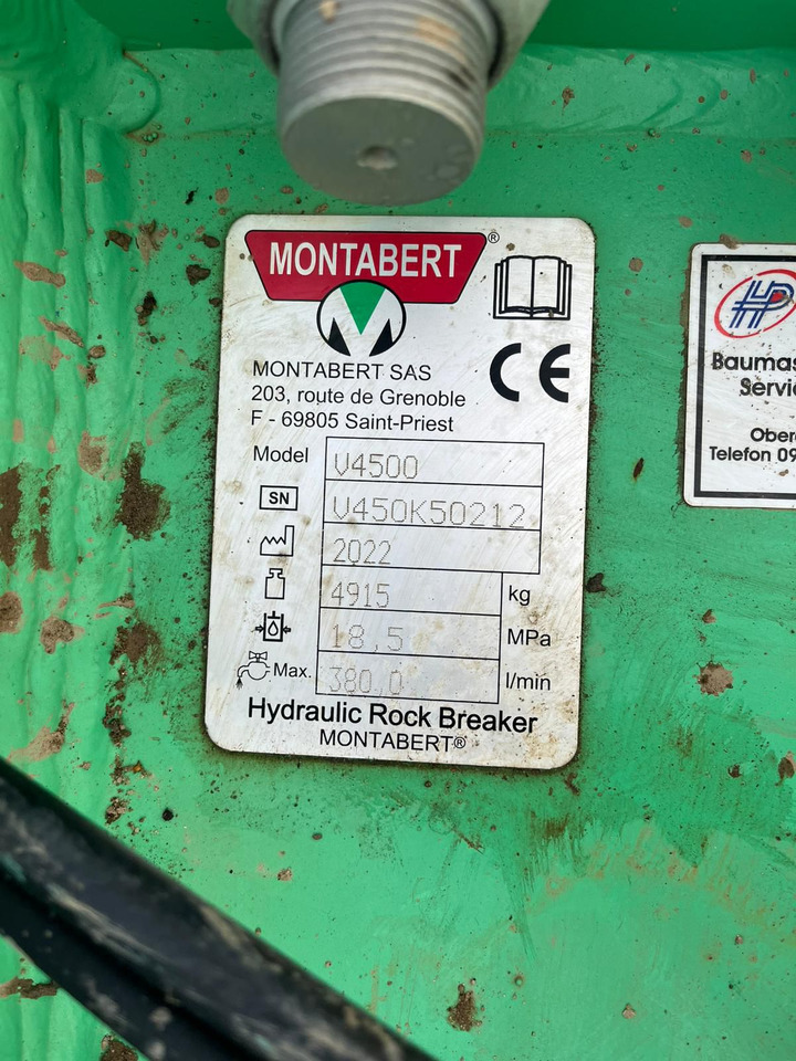 Montabert V4500 - Hydraulic hammer for Excavator bucket: picture 3 Montabert V4500 - Hydraulic hammer for Excavator bucket: picture 3