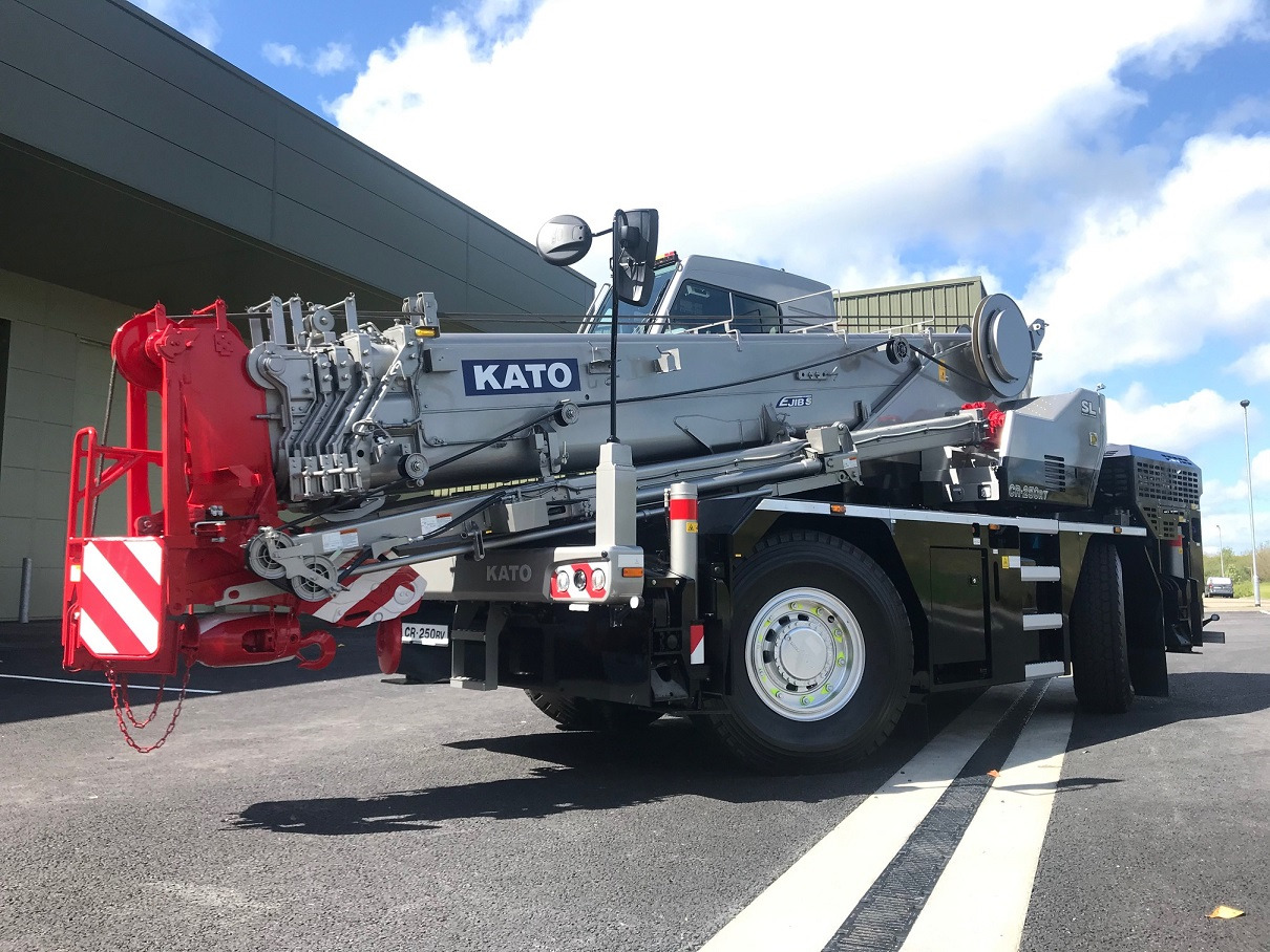 KATO CR-250Rv - 25 Ton Crane - Mobile crane: picture 3 KATO CR-250Rv - 25 Ton Crane - Mobile crane: picture 3