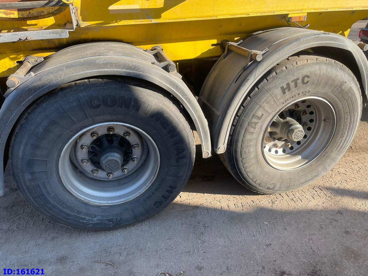 Concrete mixer semi-trailer DE BUF BM 12-36-2 12m3: picture 8 Concrete mixer semi-trailer DE BUF BM 12-36-2 12m3: picture 8