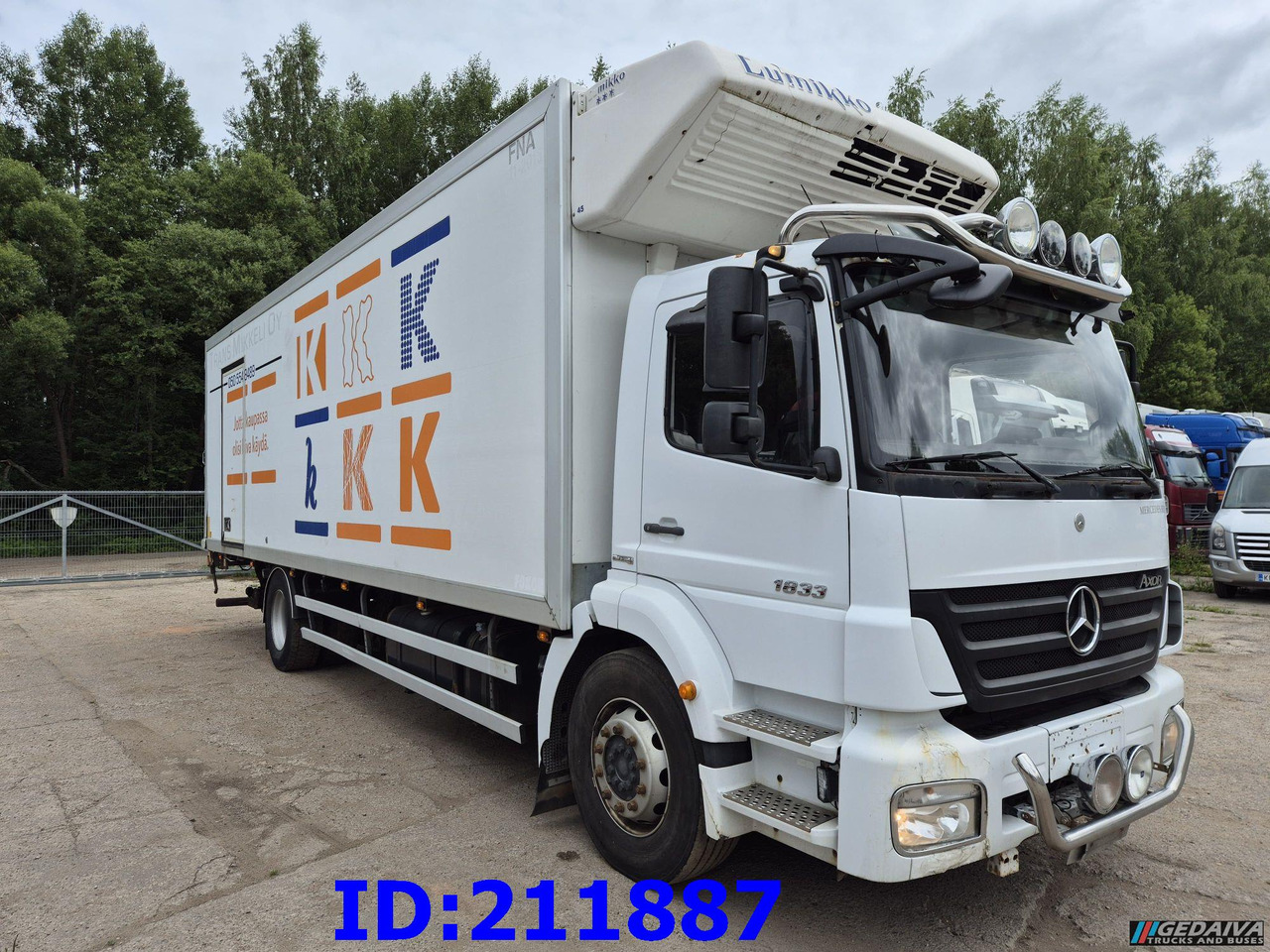 MERCEDES-BENZ Axor 1833 - Manual - Refrigerator truck: picture 3 MERCEDES-BENZ Axor 1833 - Manual - Refrigerator truck: picture 3
