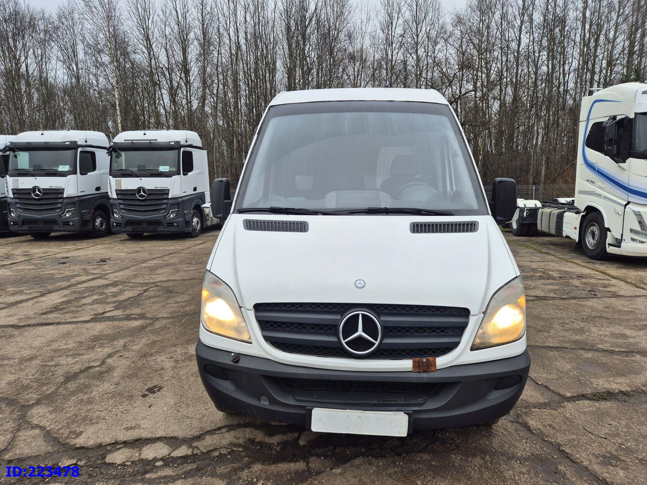 MERCEDES-BENZ Sprinter 518 - VIP - 20-seater - Coach: picture 2 MERCEDES-BENZ Sprinter 518 - VIP - 20-seater - Coach: picture 2