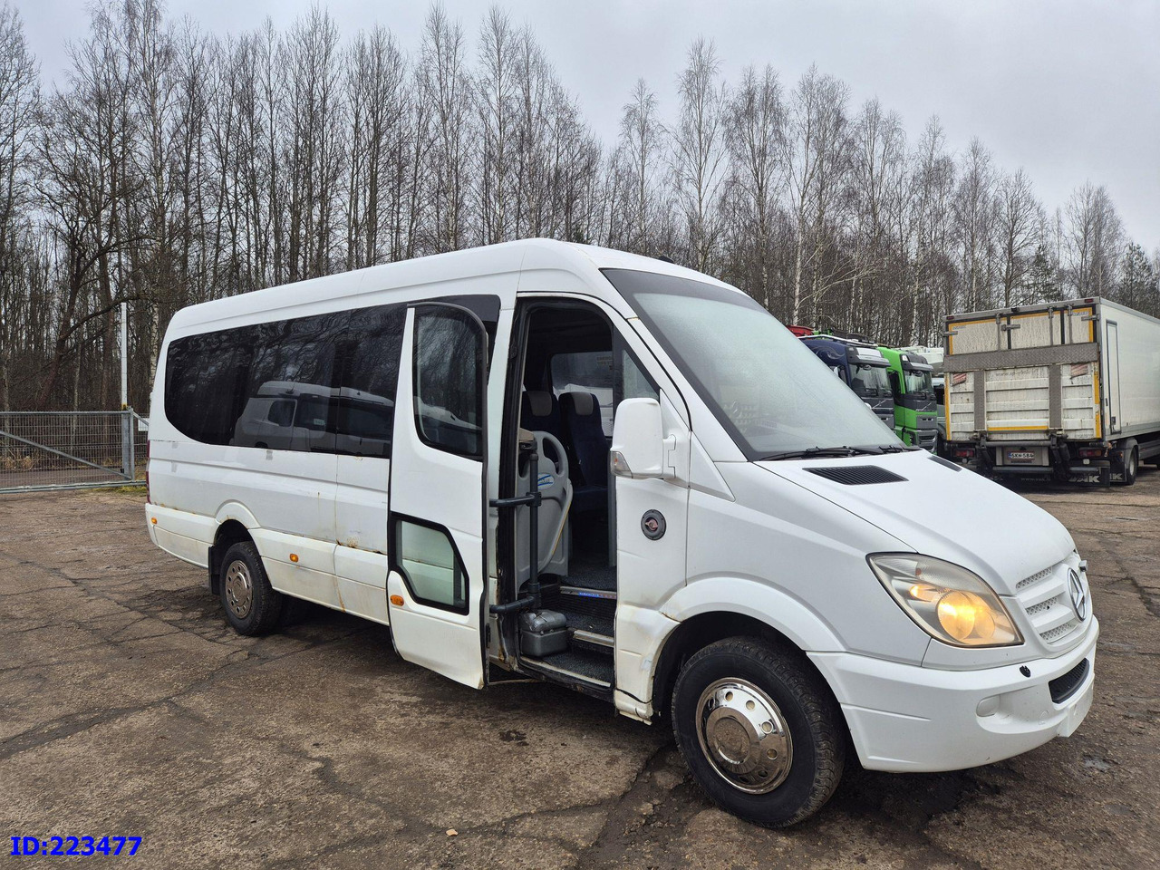 MERCEDES-BENZ Sprinter 518 - VIP - 20-seater - Coach: picture 4 MERCEDES-BENZ Sprinter 518 - VIP - 20-seater - Coach: picture 4