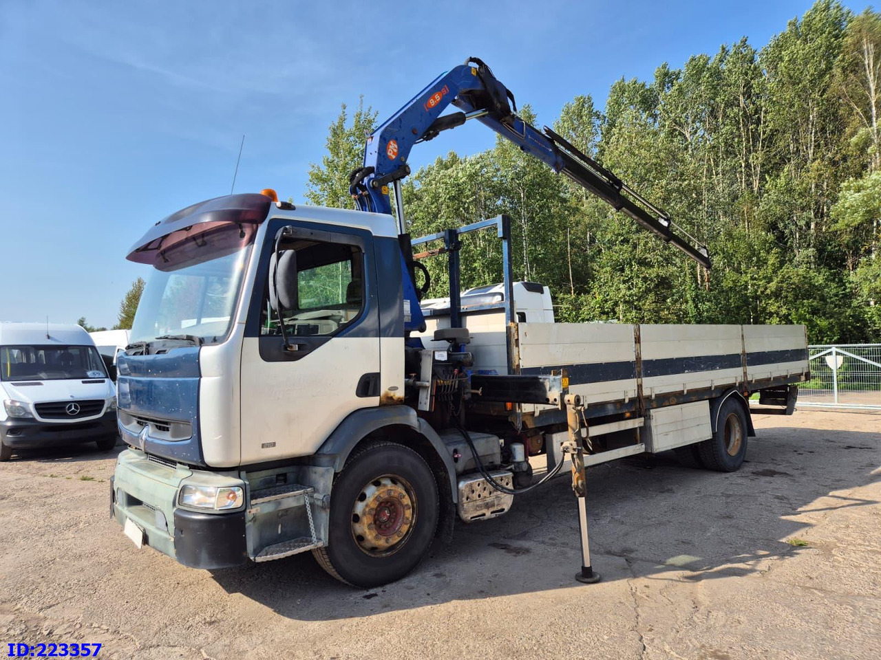 RENAULT Premium 210 4x2 Crane PM - Timber truck: picture 1 RENAULT Premium 210 4x2 Crane PM - Timber truck: picture 1