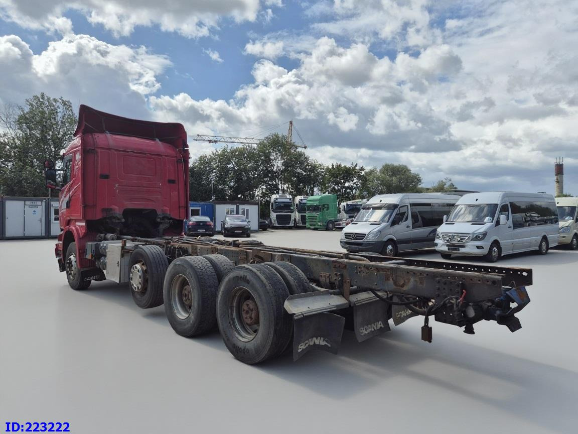 SCANIA R620 - 8x4 - Steering axle - Cab chassis truck: picture 5 SCANIA R620 - 8x4 - Steering axle - Cab chassis truck: picture 5