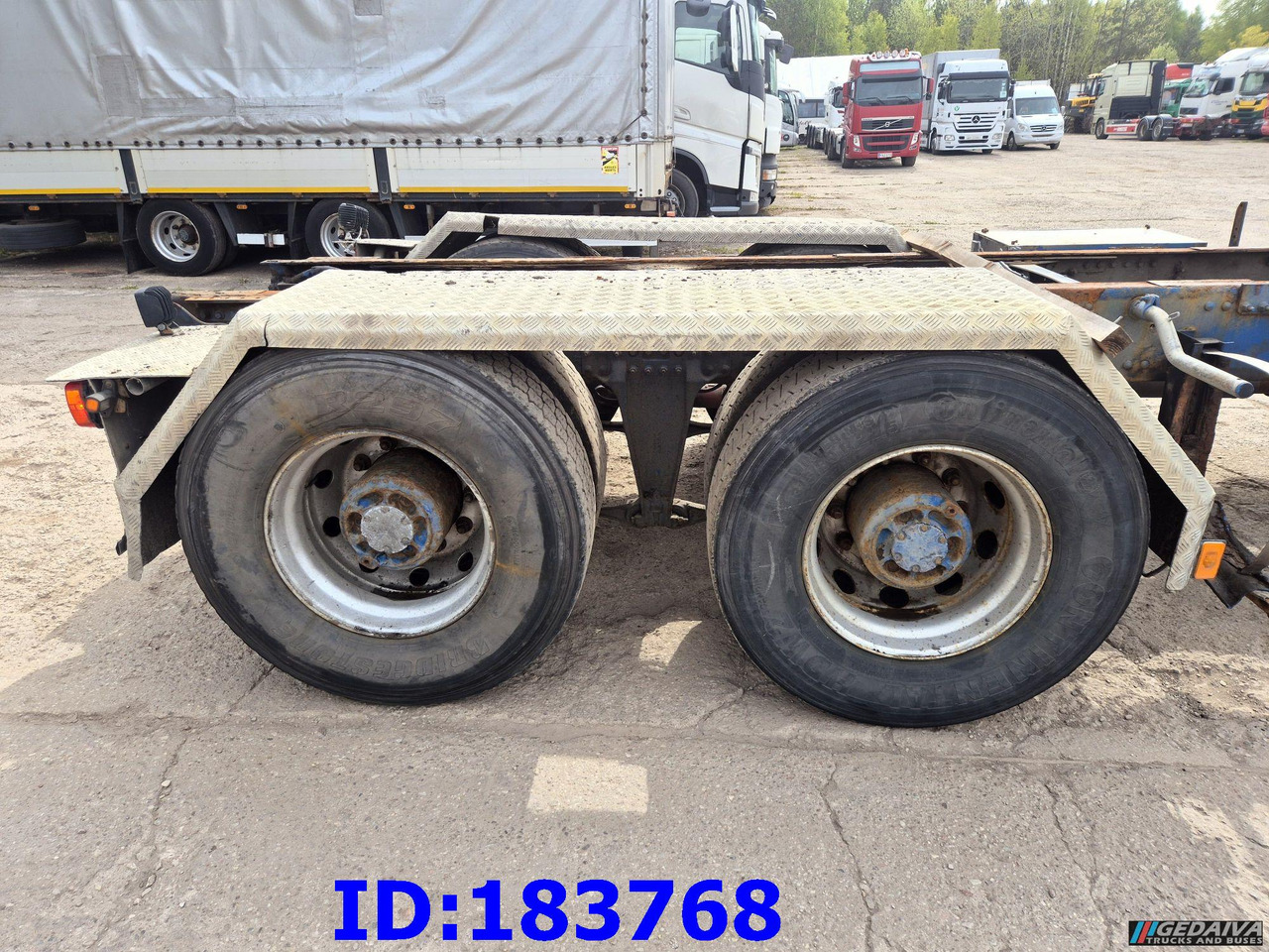 VOLVO FH16 580HP 6x4 BigAxles - Cab chassis truck: picture 5 VOLVO FH16 580HP 6x4 BigAxles - Cab chassis truck: picture 5