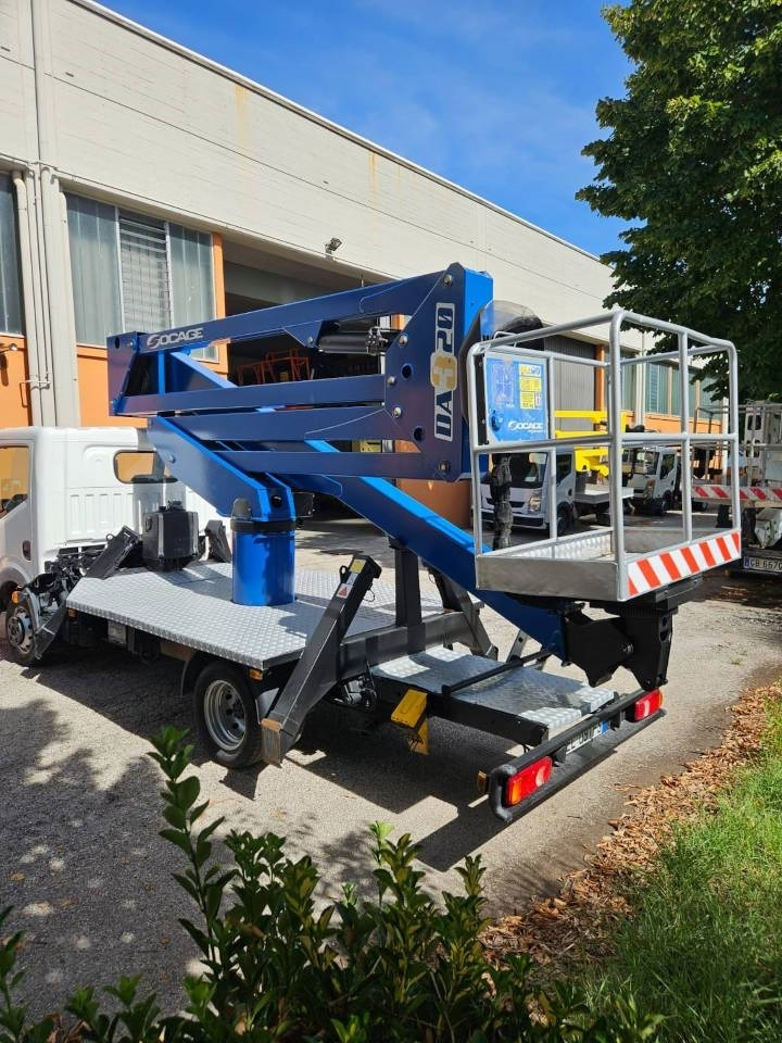 Socage DA 320  - Truck mounted aerial platform: picture 3 Socage DA 320  - Truck mounted aerial platform: picture 3