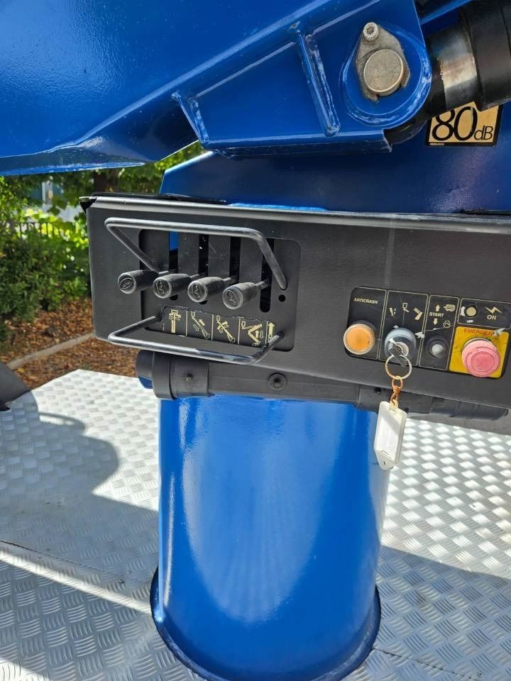 Socage DA 320  - Truck mounted aerial platform: picture 2 Socage DA 320  - Truck mounted aerial platform: picture 2