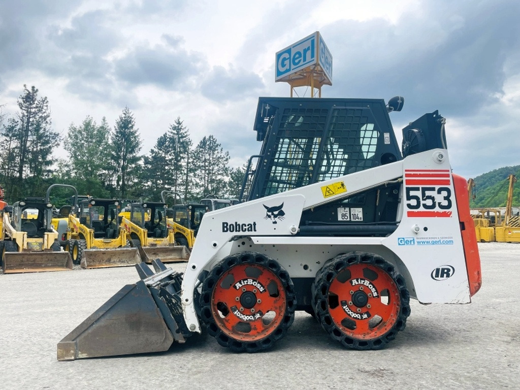 Bobcat 553 (3998) - Skid steer loader: picture 1 Bobcat 553 (3998) - Skid steer loader: picture 1