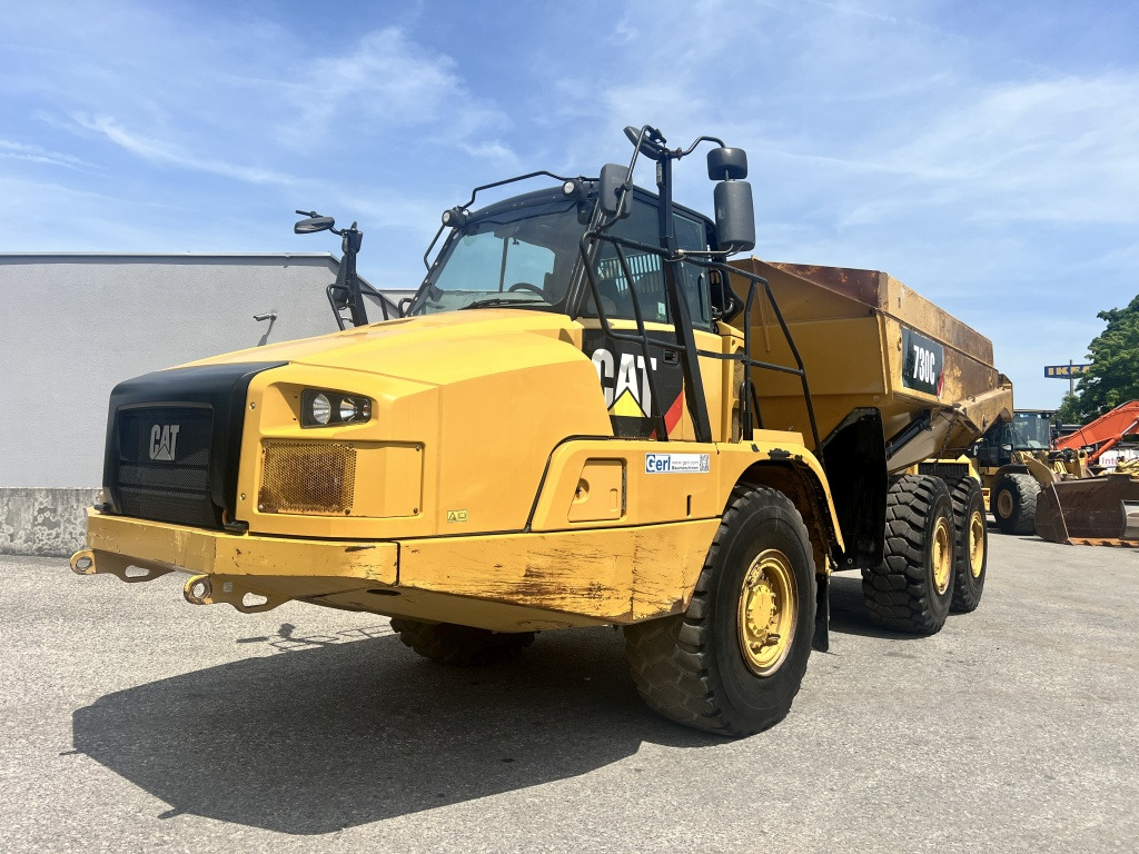 Caterpillar 730 C (111598) - Articulated dumper: picture 3 Caterpillar 730 C (111598) - Articulated dumper: picture 3