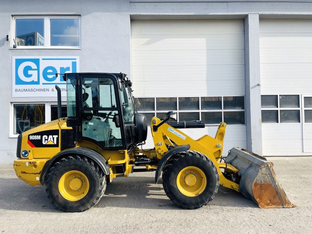 Caterpillar 908M (3927) - Wheel loader: picture 2 Caterpillar 908M (3927) - Wheel loader: picture 2