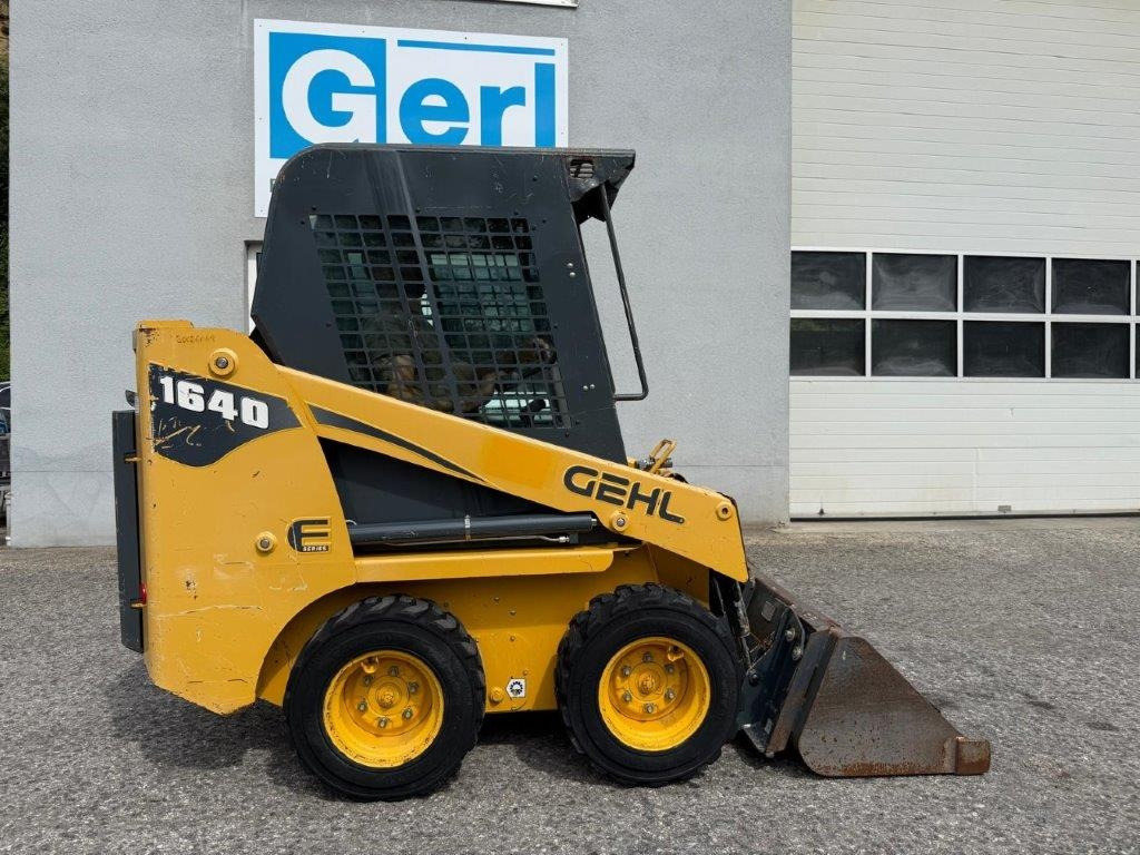 Gehl SL1640E (4027) - Skid steer loader: picture 2 Gehl SL1640E (4027) - Skid steer loader: picture 2