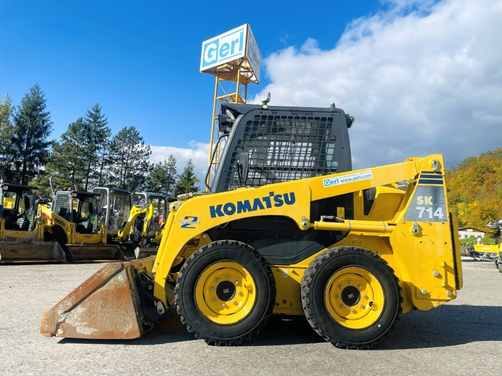 Komatsu SK714 (4077) - Skid steer loader: picture 1 Komatsu SK714 (4077) - Skid steer loader: picture 1