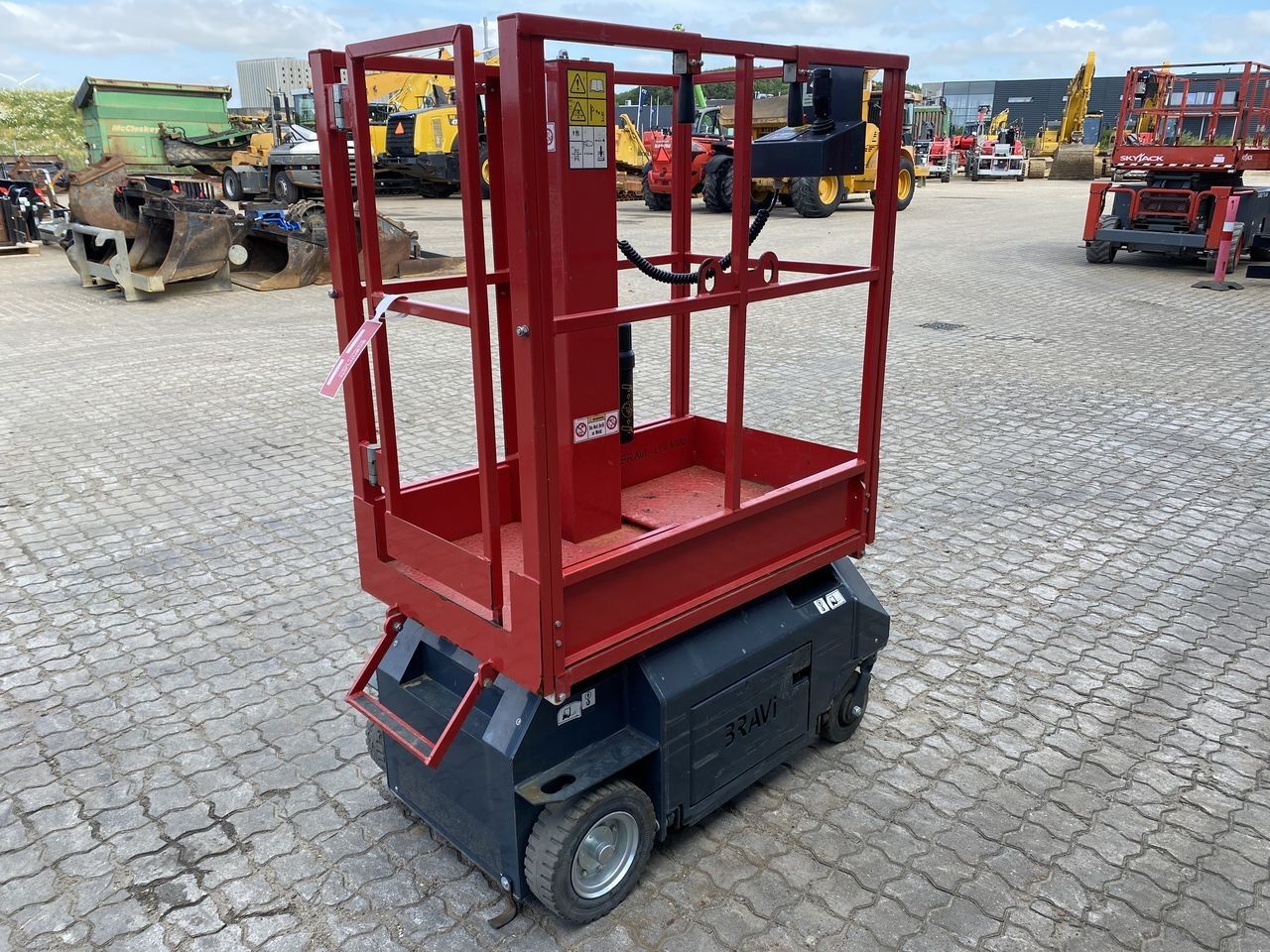 Bravi Leonardo HD - Vertical mast lift: picture 4 Bravi Leonardo HD - Vertical mast lift: picture 4