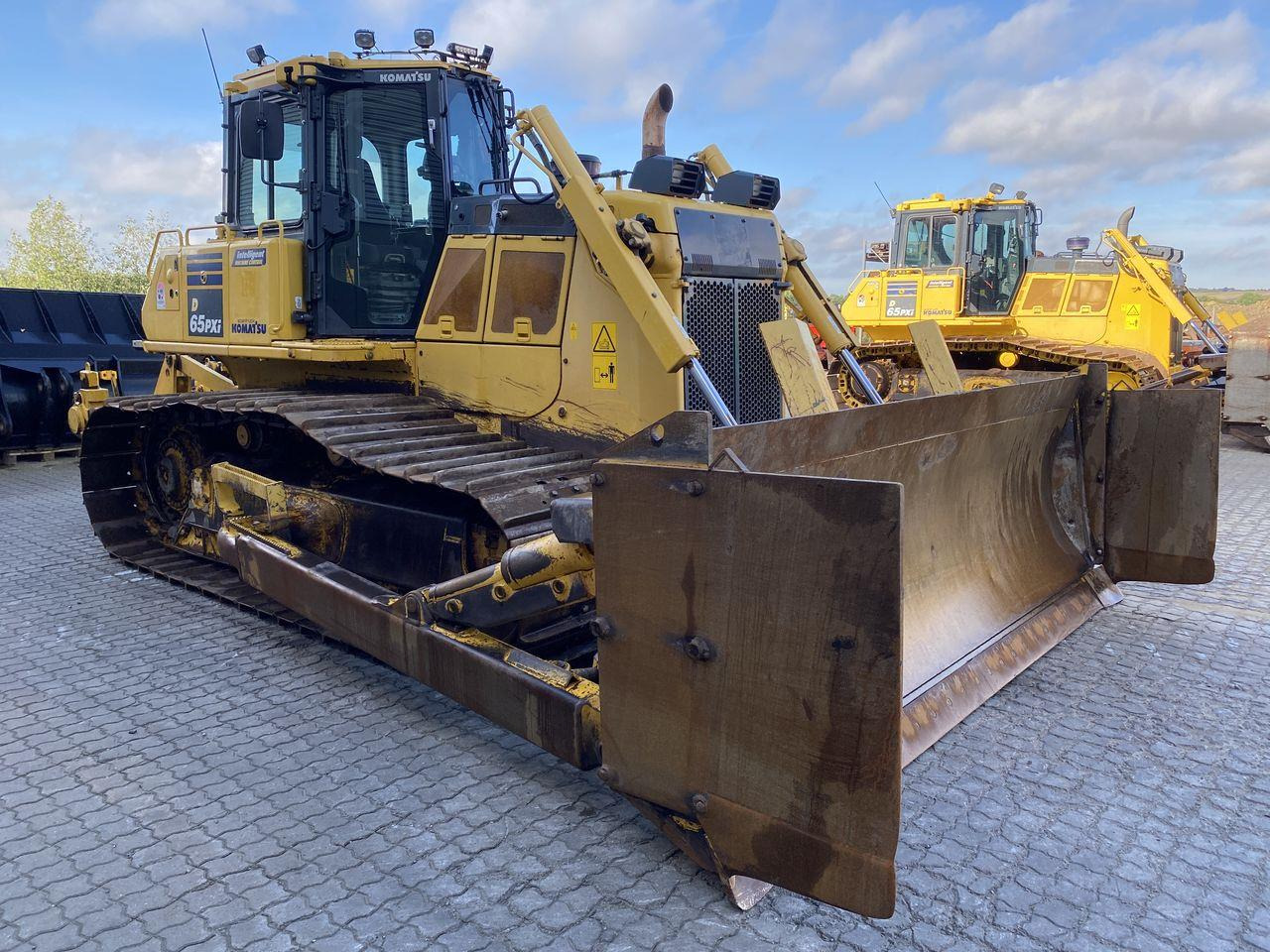 Komatsu D65PXI-18 - Bulldozer: picture 5 Komatsu D65PXI-18 - Bulldozer: picture 5